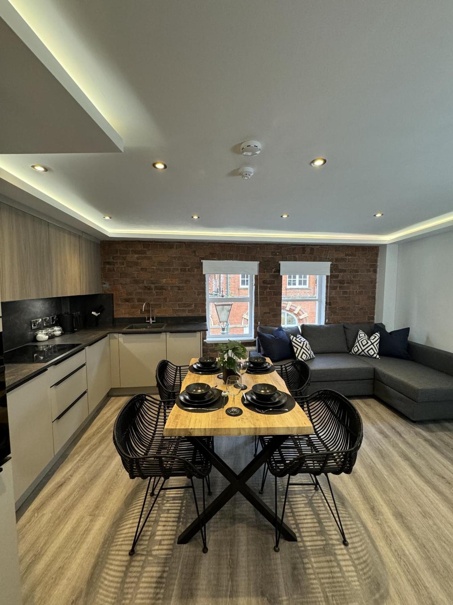 Central Hull Apartments 赫尔河畔京士顿 外观 照片